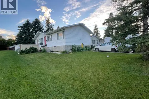 112 Huntstrom Drive NE