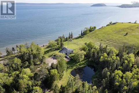 3 Shore Lane