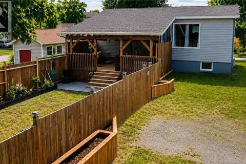 1245 ST THERESA Crescent