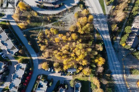 1443 VINE ROAD