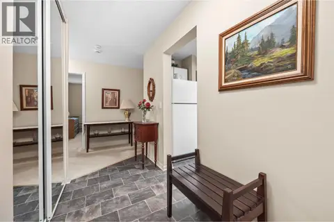 780 Houghton Road Unit# 408