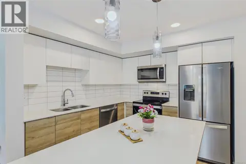 204 4820 Cedar Ridge Pl