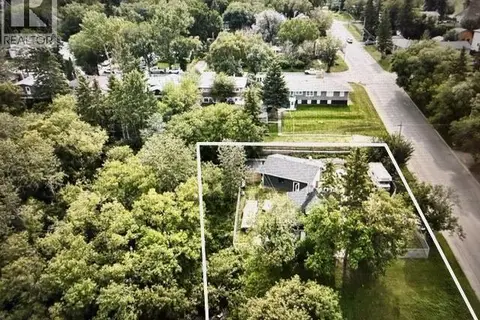 361 18th STREET W
