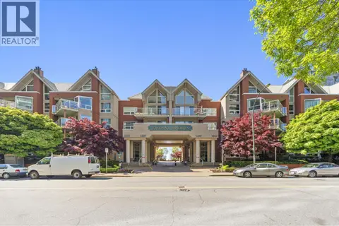 106 1240 QUAYSIDE DRIVE