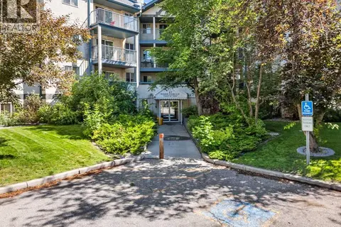 416, 21 Dover Point SE