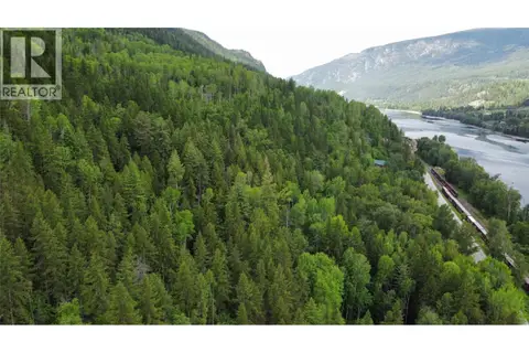 Arrow Lake 10 Lot Package Arrow Lakes Drive