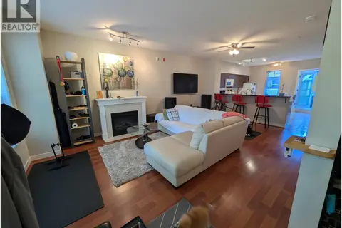 3XXX E 54 AVENUE