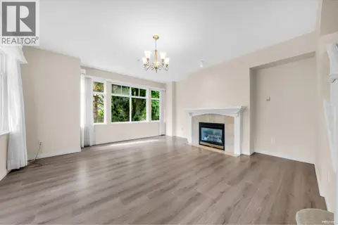 2459 W 39TH AVENUE