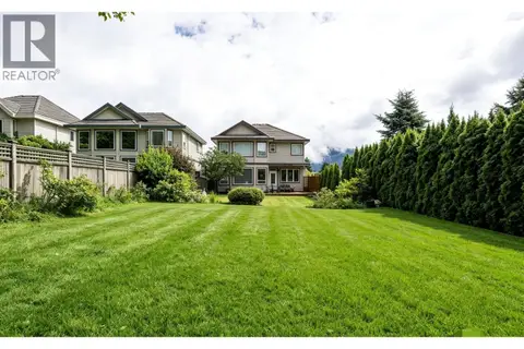 1700 PADDOCK DRIVE