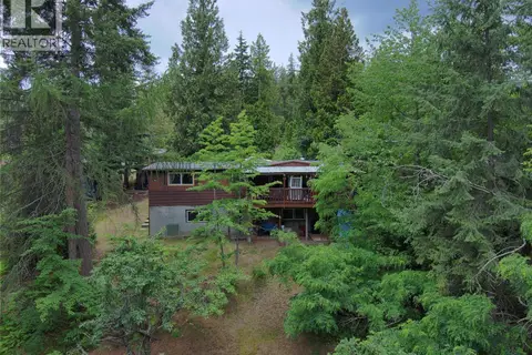 2186 Crestview Crescent