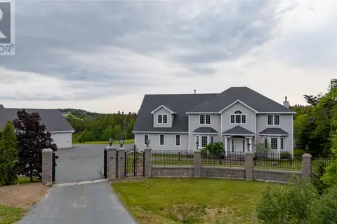 34 OLIVERS POND Place