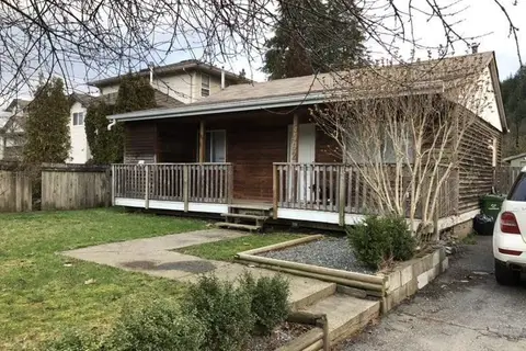 5492 VIOLA STREET, Vedder Crossing