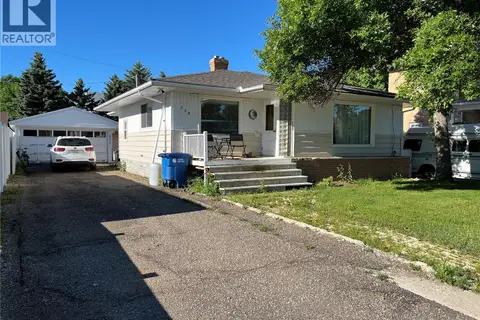 112 2nd AVENUE W