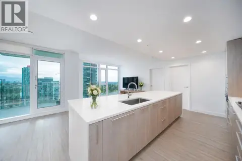 1601 6398 SILVER AVENUE