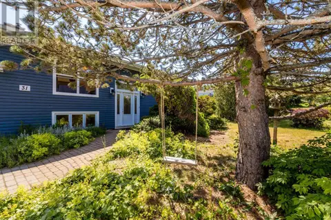 31 Grandview Drive