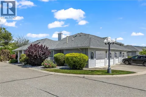 3370 Casorso Road Unit# 15