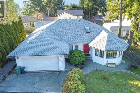 2530 Anderson Ave