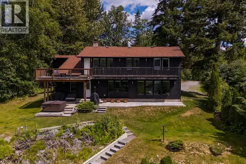 9875 LAKESHORE DRIVE