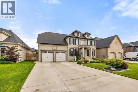940 WESTWOOD DRIVE