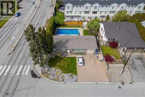 2030 Wilkinson Street