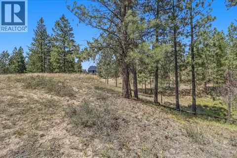205 CORRAL Boulevard