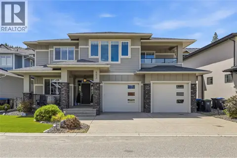 453 Lakepointe Drive
