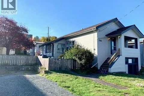 706 Haliburton St