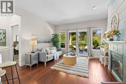 3871 Sonoma Pines Drive