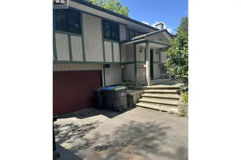 3821 CLEMATIS CRESCENT