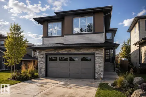 3316 CHICKADEE DR NW