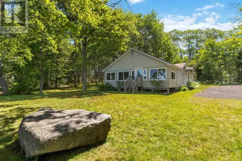 3021 Sissiboo Road