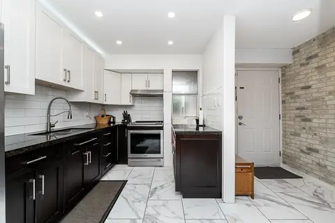 35 13795 102 AVENUE