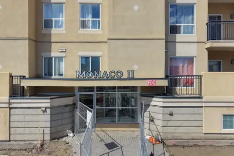 #207 10606 102 AV NW