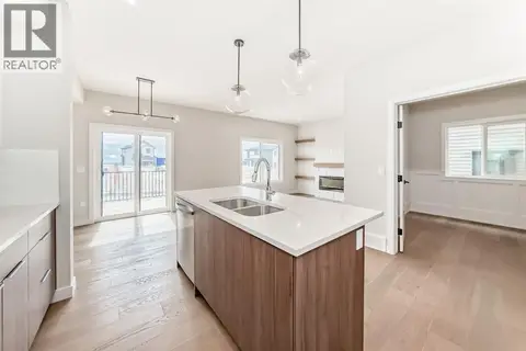 4 Heritage Mews