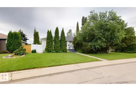 13915 135A AV NW