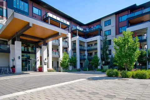 208, 12 Mahogany Path SE