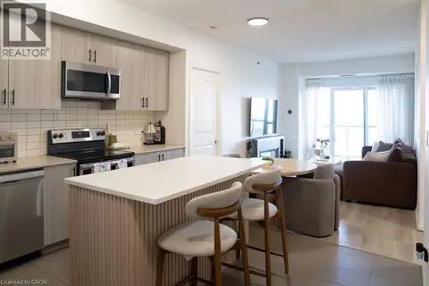560 NORTH SERVICE Road Unit# 610