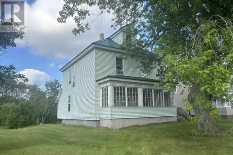 37 Russell Street