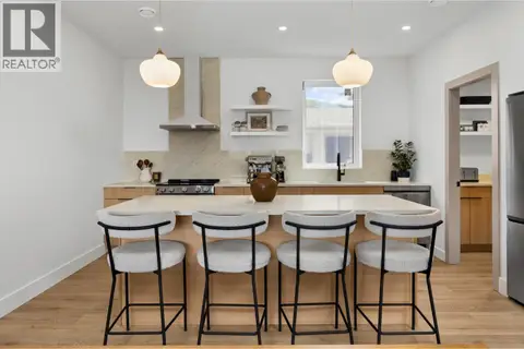1506 39A Avenue Unit# 3