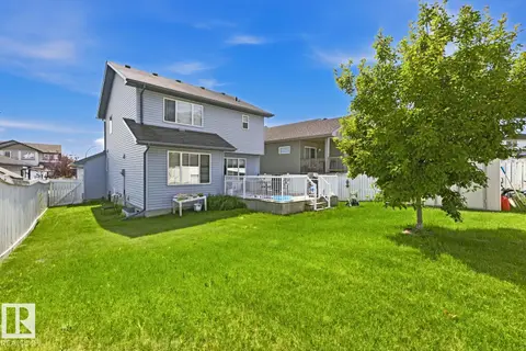 3724 163 AV NW