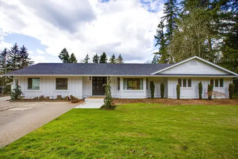 7025 HESSLEA CRESCENT