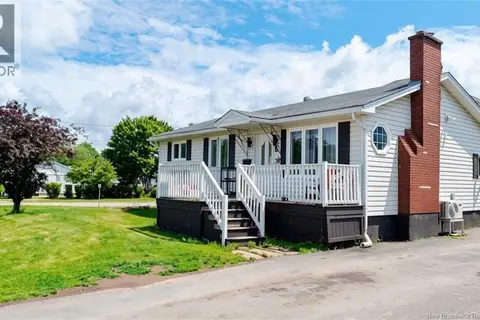 6 Magee Avenue