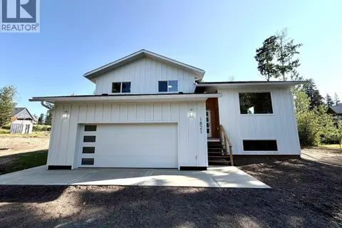 1821 SPRUCE DRIVE