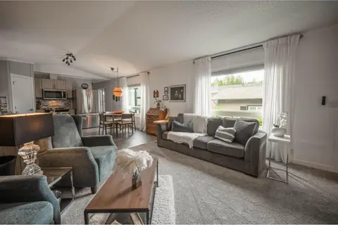 43 59060 LOUGHEED HIGHWAY, Agassiz