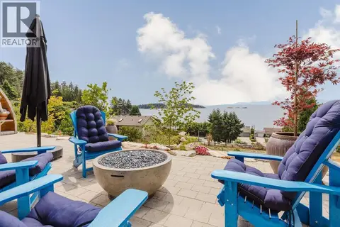6889 ISLAND VIEW ROAD