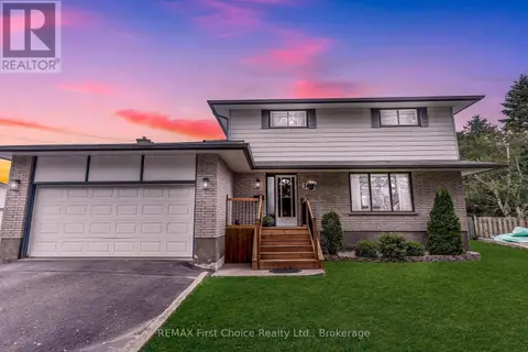 386 LAMBTON PLACE
