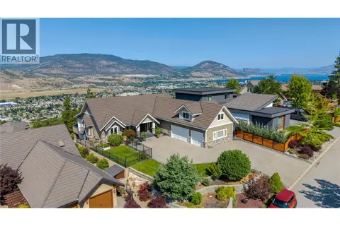 112 Penrose Court Unit# 4