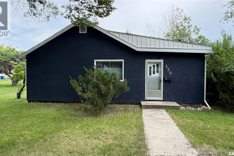 320 Aspen STREET
