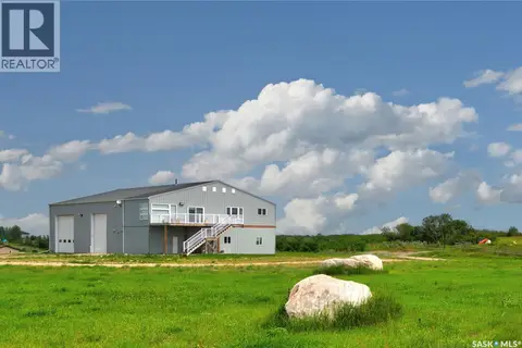 17 Longman DRIVE