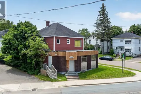 300-304 Mountain Road